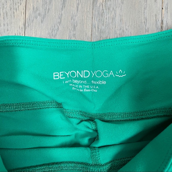 Beyond Yoga Kelly Green Yoga Leggings Tights Pants - Picture 2 of 7